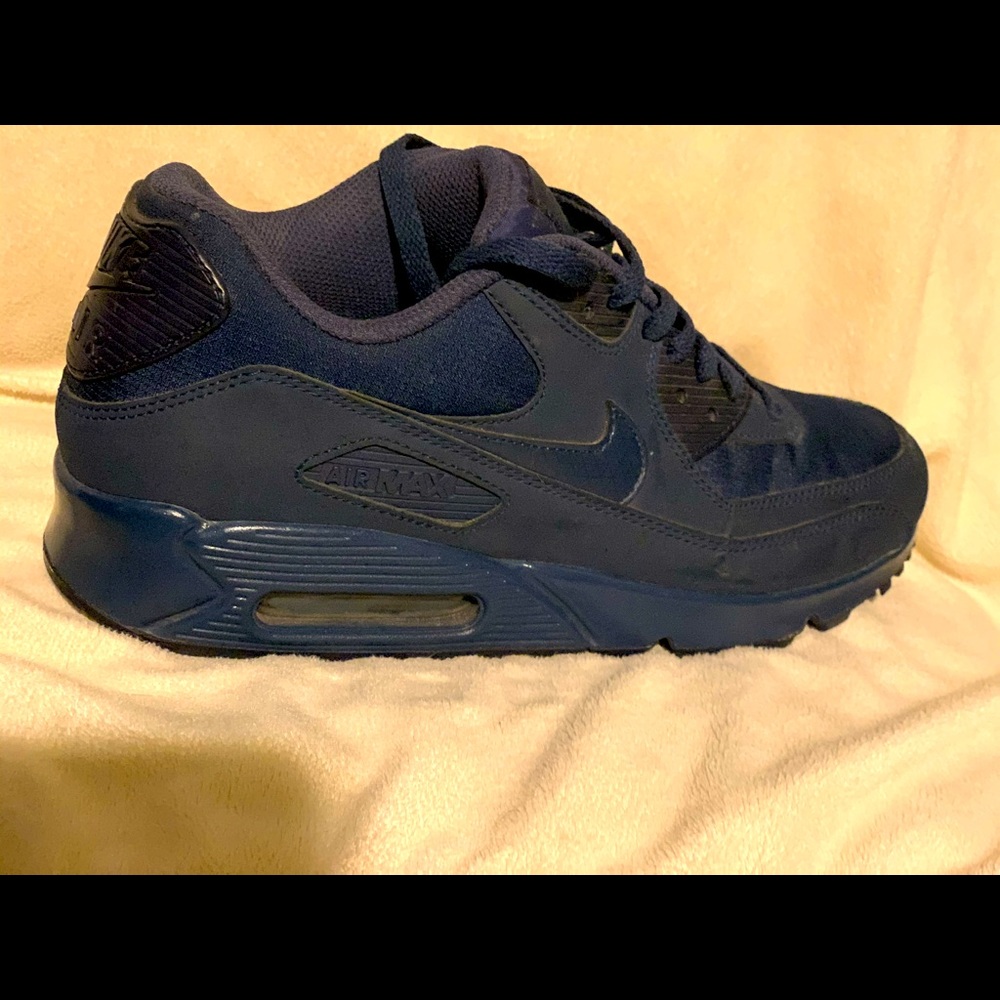 Nike Air Max in navy blue Men’s 8.5